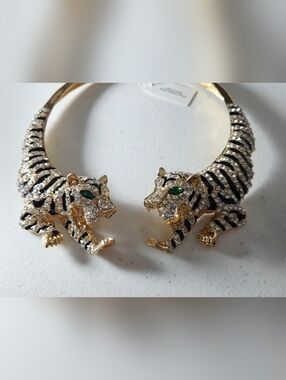 NWT Natasha TWO Tiger Necklace Choker. Green Eyes.